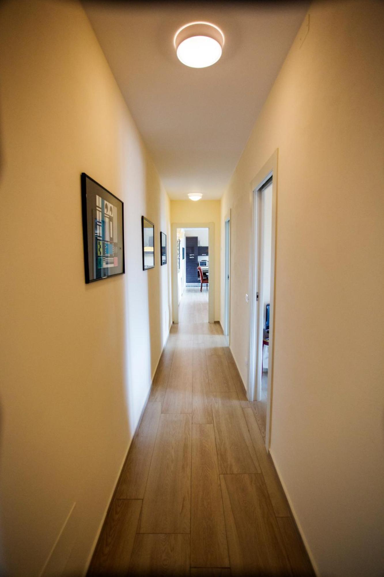 لا سبيتسْيا Miramare Apartments&Suites الغرفة الصورة